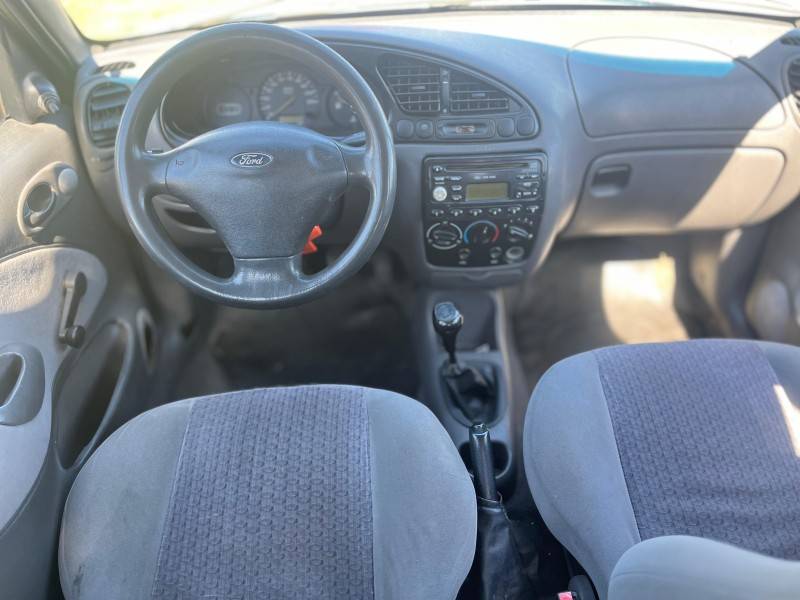 FORD - FIESTA - 2000/2000 - Azul - R$ 17.900,00