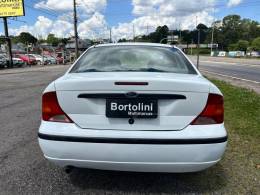 FORD - FOCUS - 2005/2005 - Branca - R$ 21.900,00