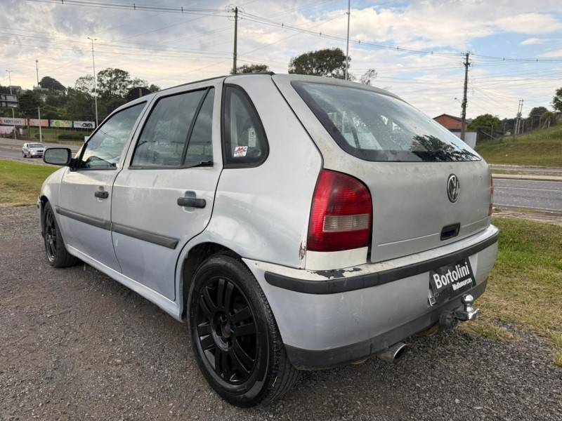 VOLKSWAGEN - GOL - 2000/2000 - Prata - R$ 6.900,00