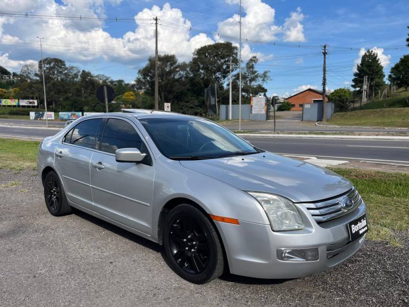 FORD - FUSION - 2008/2009 - Prata - R$ 33.900,00