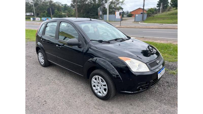 FORD - FIESTA - 2007/2008 - Preta - R$ 18.900,00