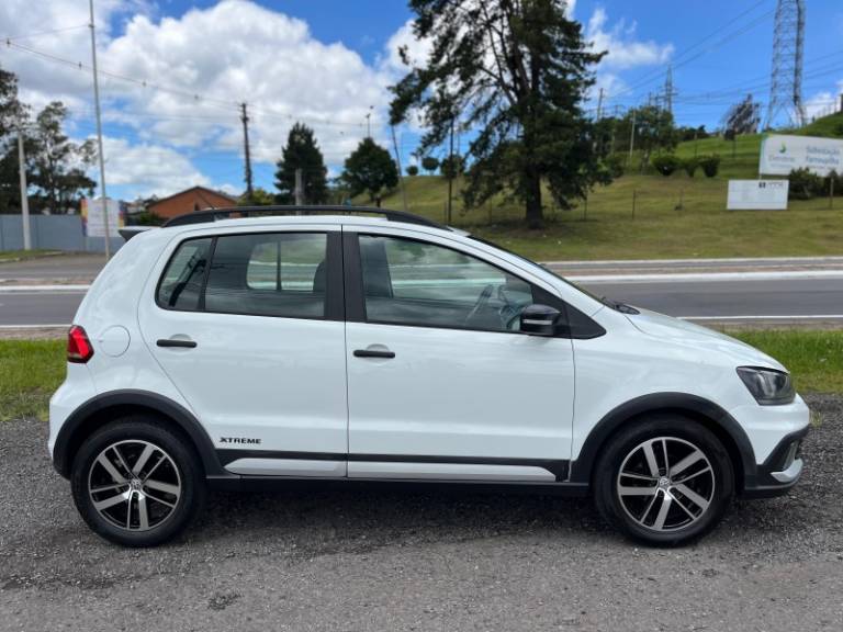 VOLKSWAGEN - FOX - 2019/2019 - Branca - R$ 62.900,00