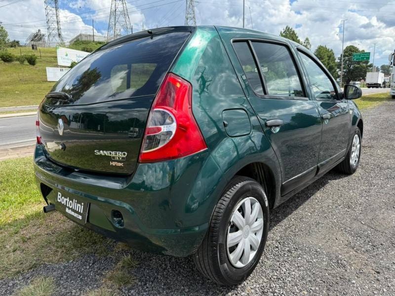 RENAULT - SANDERO - 2009/2010 - Verde - Sob Consulta