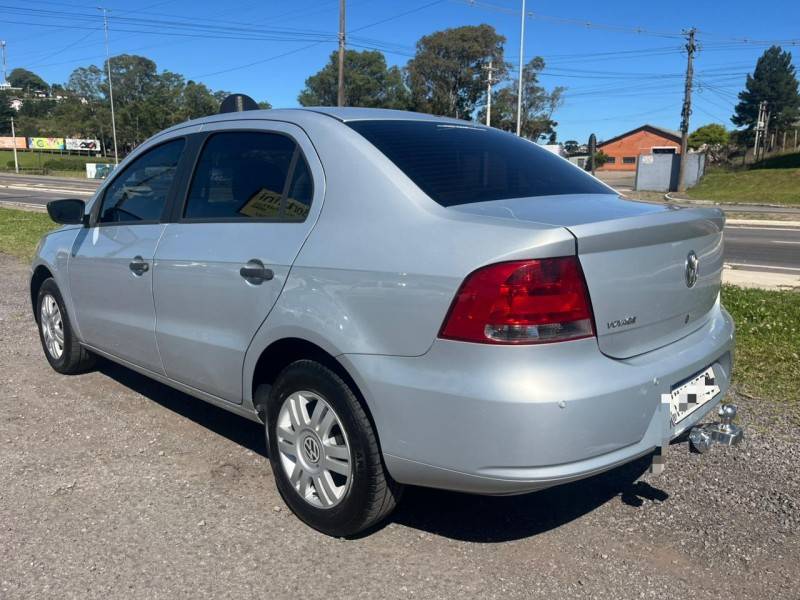 VOLKSWAGEN - VOYAGE - 2011/2011 - Prata - R$ 32.900,00