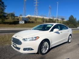 FORD - FUSION - 2013/2014 - Branca - R$ 75.000,00