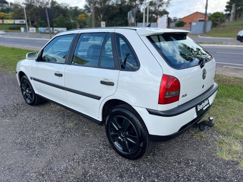 VOLKSWAGEN - GOL - 2005/2005 - Branca - R$ 24.900,00