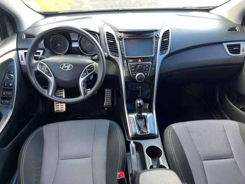 HYUNDAI - I30 - 2012/2013 - Preta - R$ 56.900,00