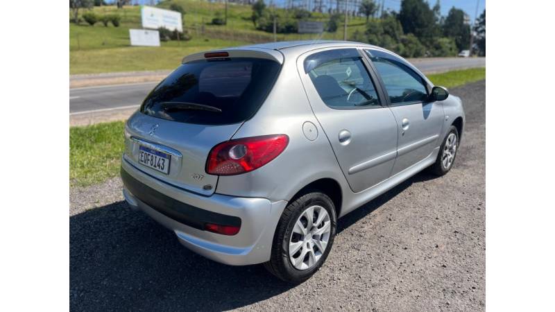 PEUGEOT - 207 - 2011/2011 - Prata - R$ 22.900,00