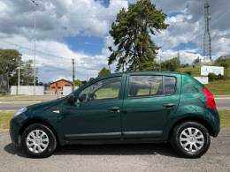 RENAULT - SANDERO - 2009/2010 - Verde - Sob Consulta