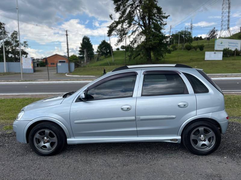 CHEVROLET - CORSA - 2009/2009 - Prata - R$ 28.900,00