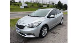 KIA MOTORS - CERATO - 2014/2015 - Prata - R$ 66.900,00