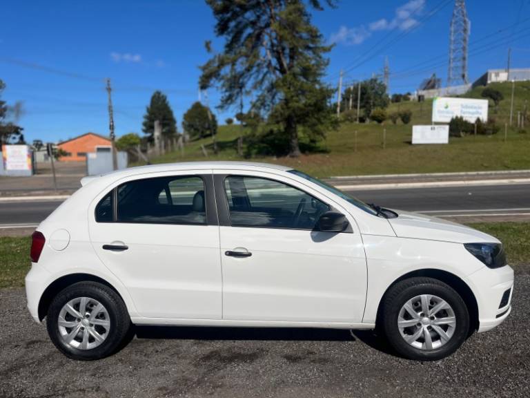 VOLKSWAGEN - GOL - 2019/2020 - Branca - R$ 51.900,00