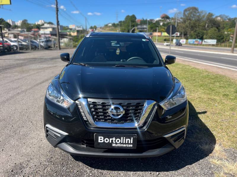 NISSAN - KICKS - 2018/2019 - Preta - R$ 80.000,00